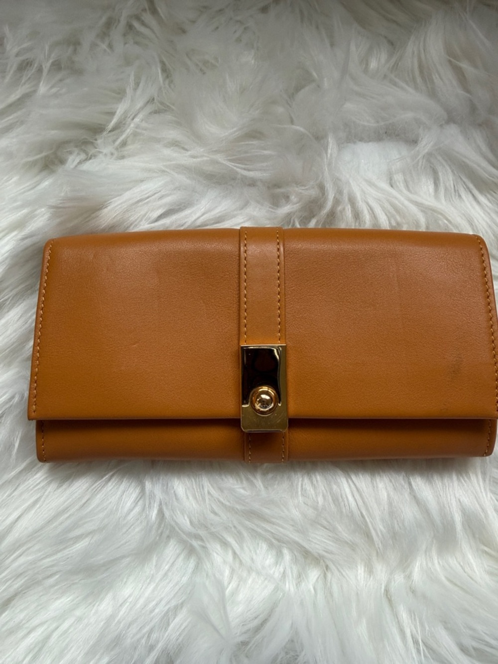 Classic Tan Leather Wallet with Gold Lock